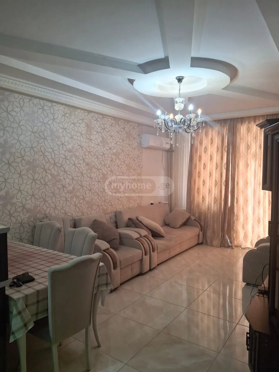 გიორგი ბრწყინვალეს ქ.  - 3 rooms