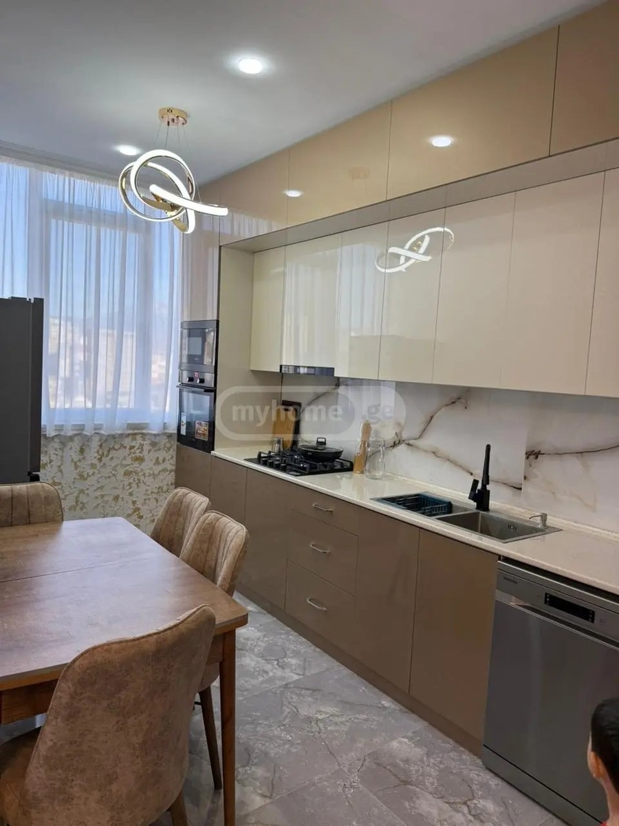 გიორგი ბრწყინვალეს ქ. 126 - 3 rooms
