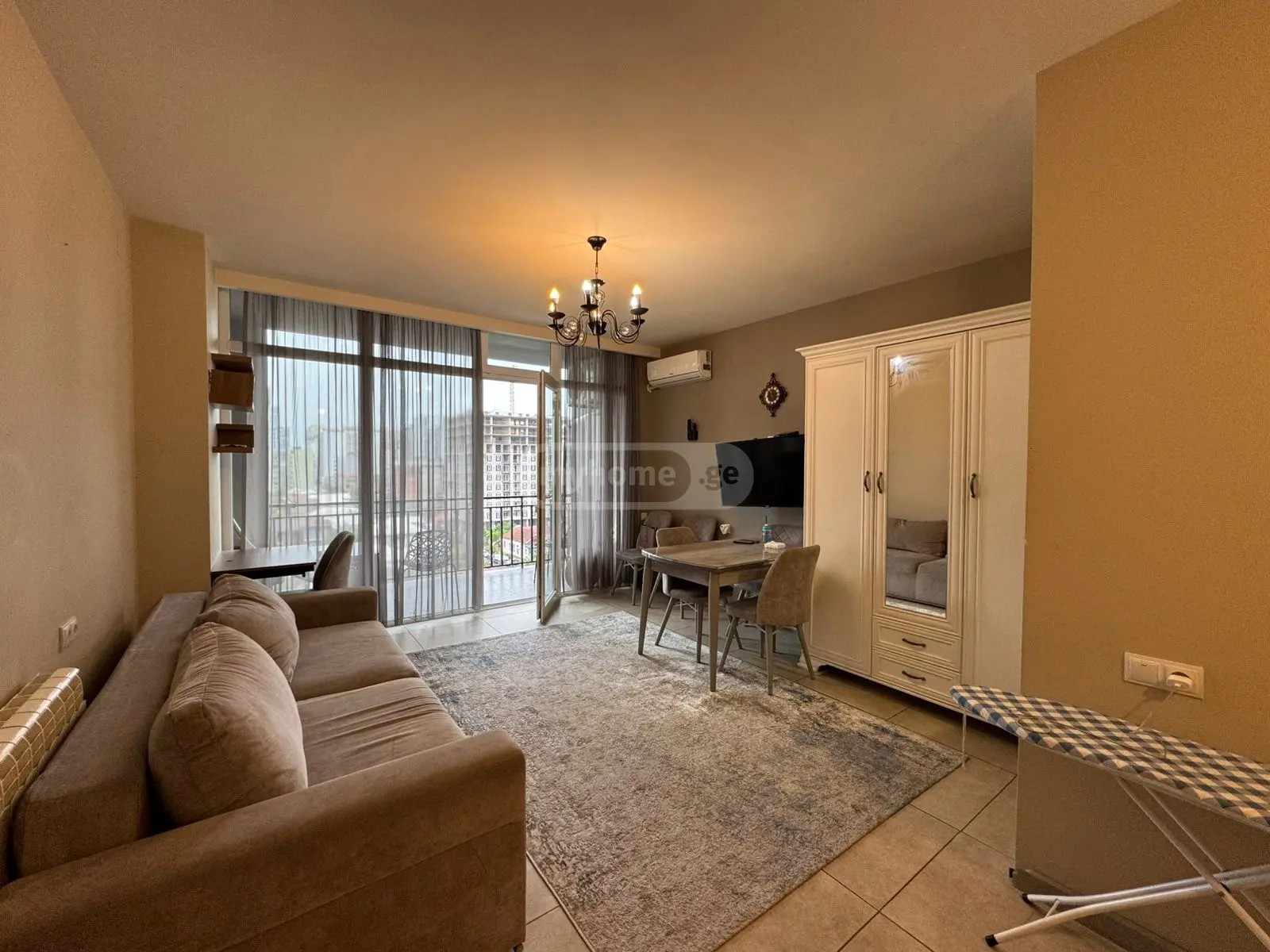 კომახიძე მ. ქ. 97 - 1 rooms