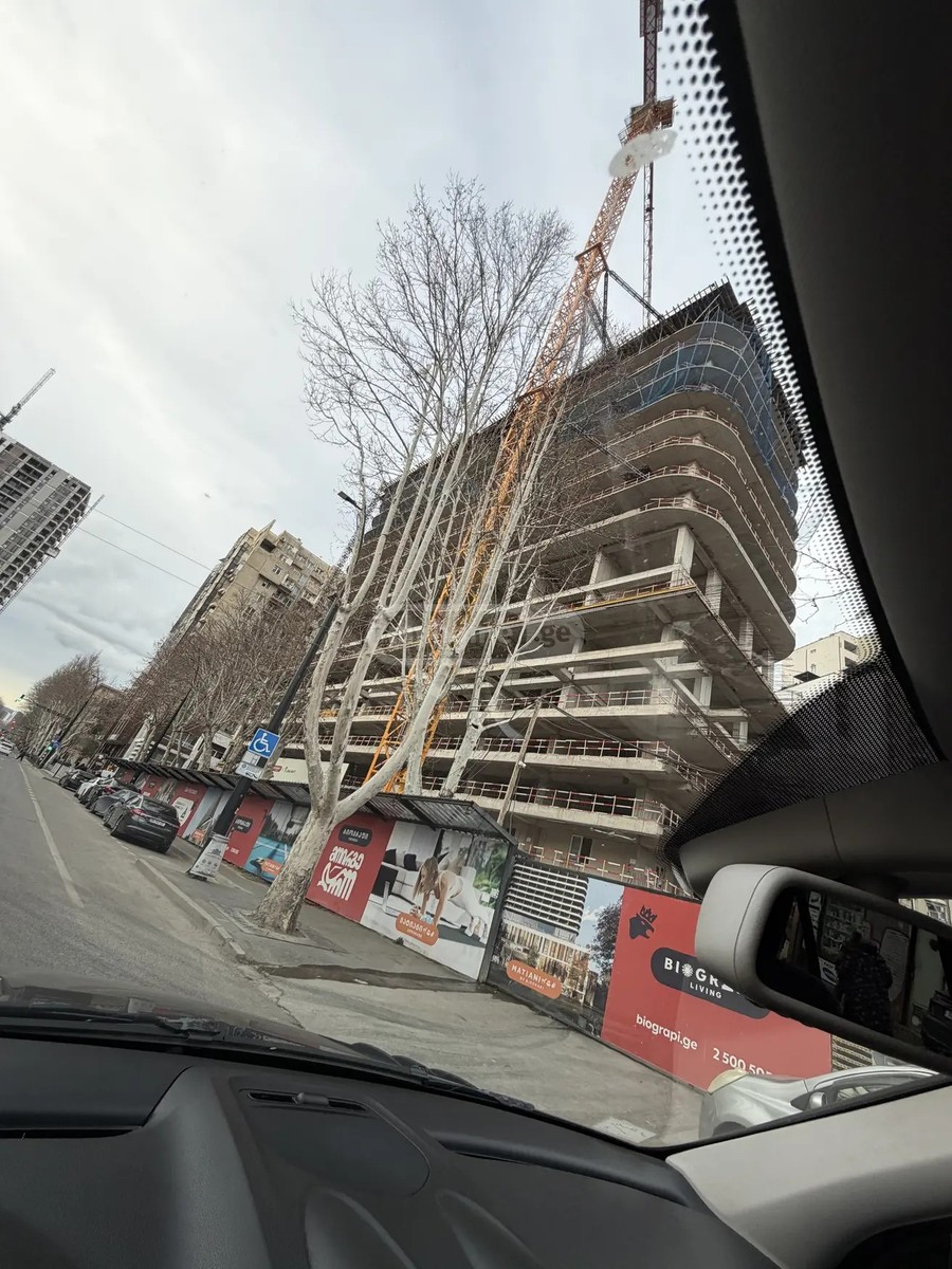 წერეთლის გამზ. 45 - 2 rooms