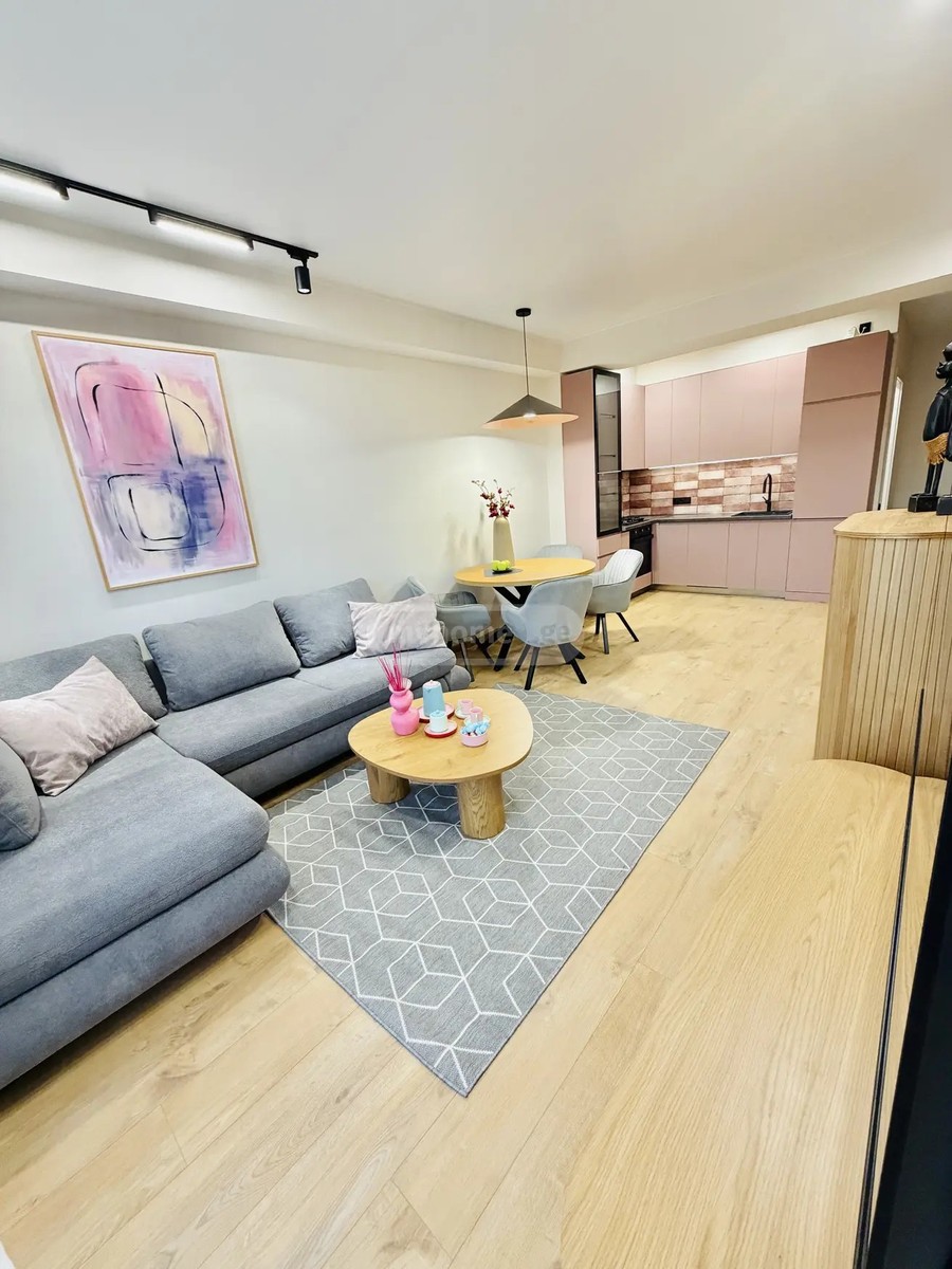 ზესტაფონის ქ.  - 3 rooms