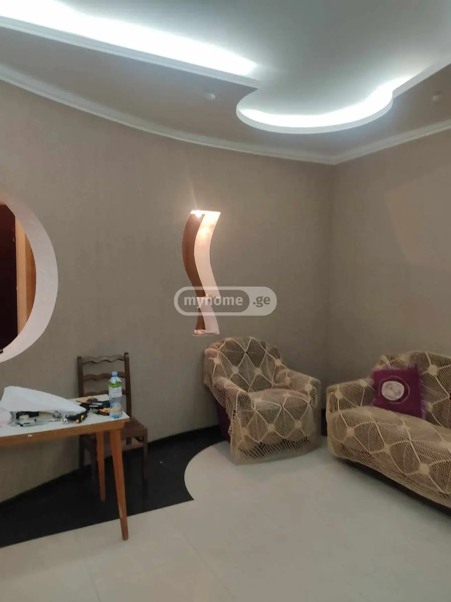 წერეთლის ქუჩა 99 - 5 rooms