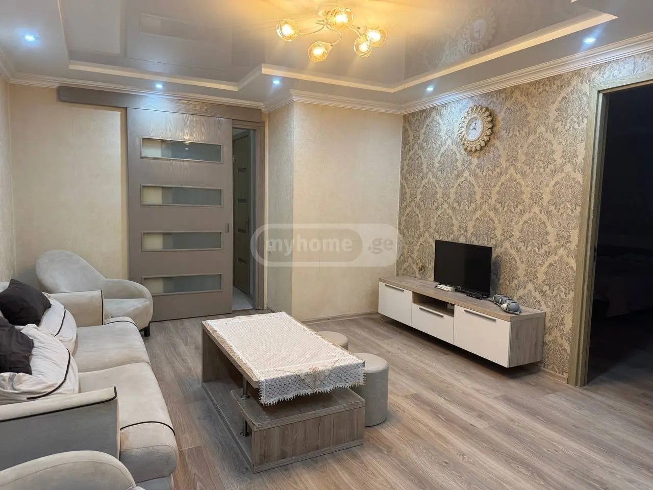 ანგისის ქ.  - 3 rooms
