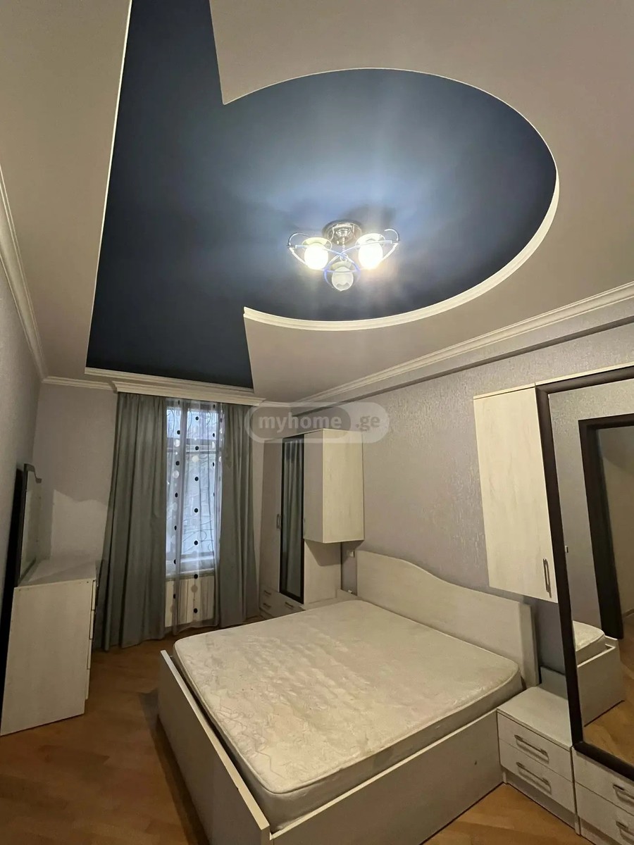 გაპონოვი ბ. ქ. 42 - 7 rooms