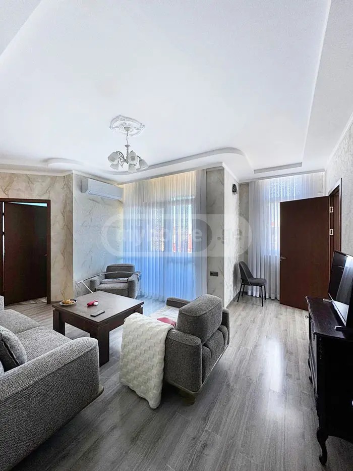 აბუსერიძე ტ. ქ. 5 - 4 rooms