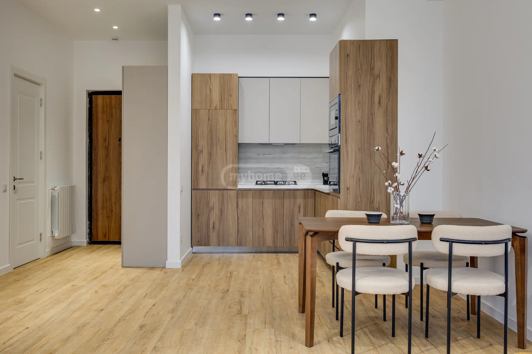 გიორგი დანელიას ქუჩა 4 - 2 rooms