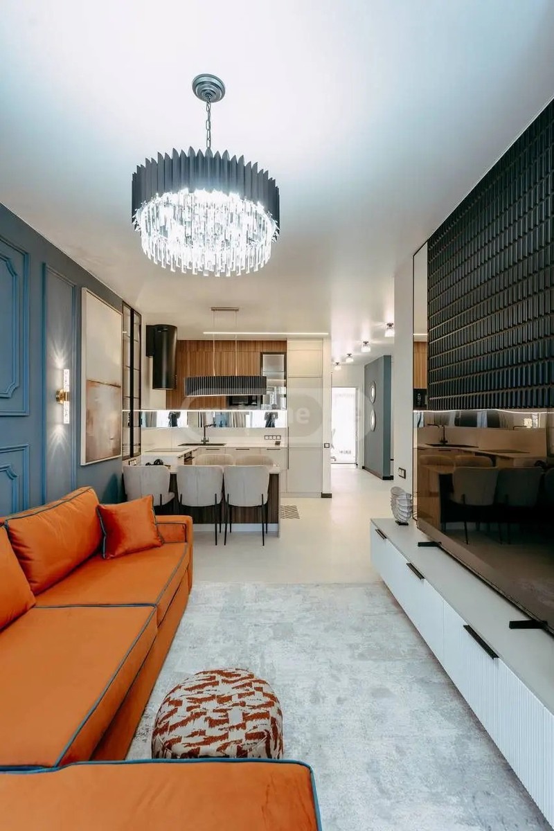 ლეხ და მარია კაჩინსკების ქუჩა 4 - 4 rooms