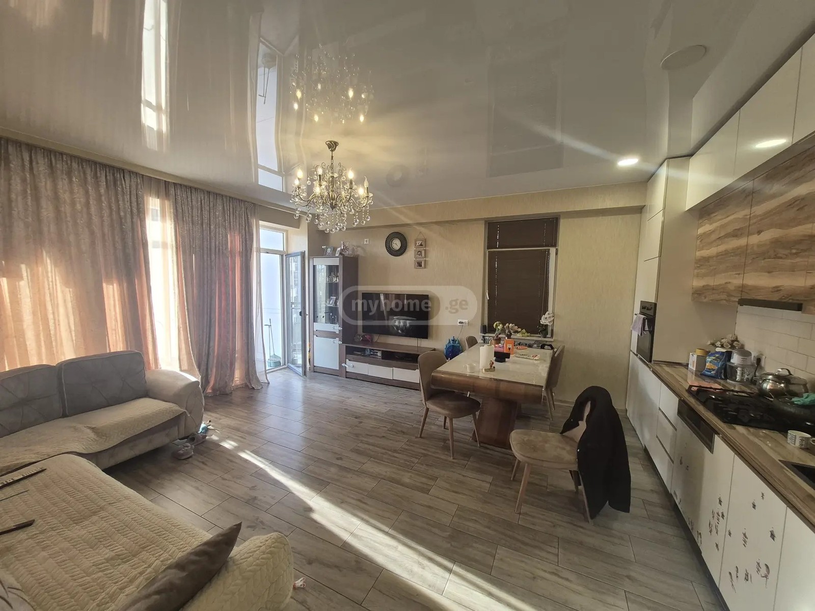 ქერჩის ქ.  - 3 rooms