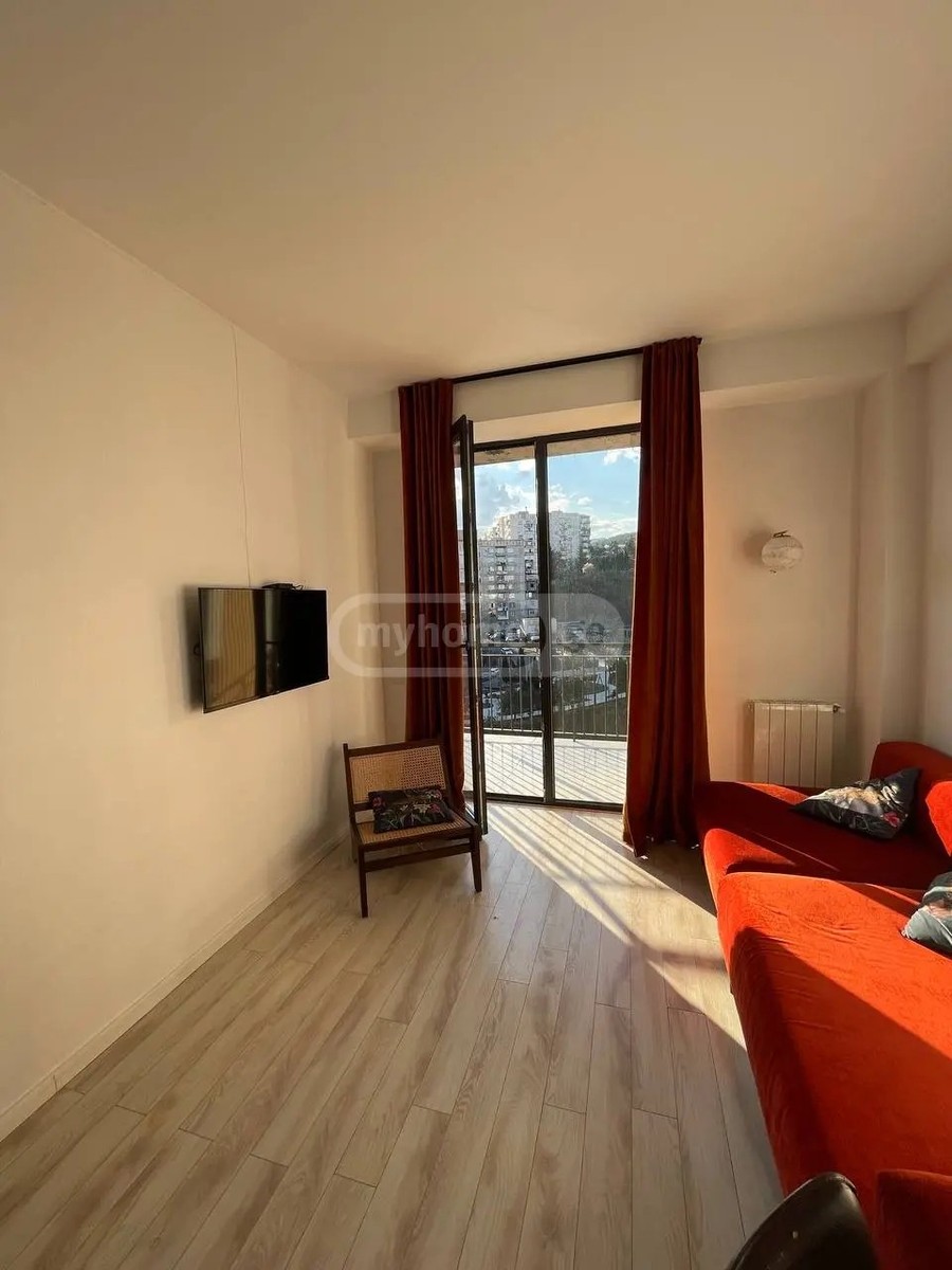 ჟღენტი ბ. ქ. 8 - 2 rooms