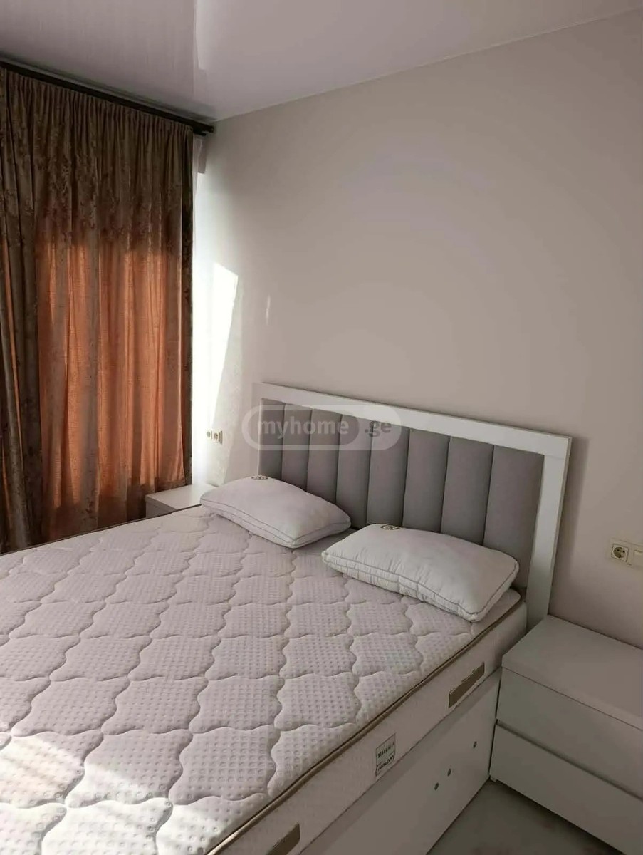 შარტავა ჟ. ქ. 13 - 3 rooms