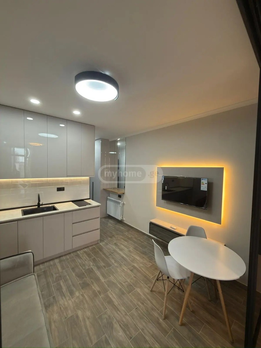 Bagrationi P. Ins. 131a - 2 rooms