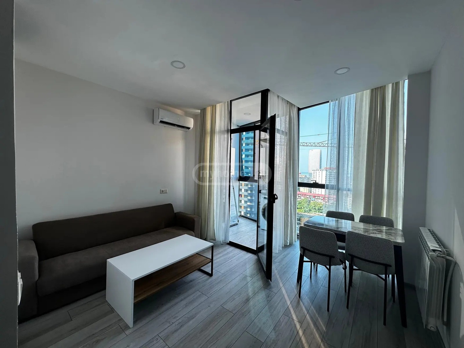 შარტავა ჟ. ქ. 10 - 2 rooms