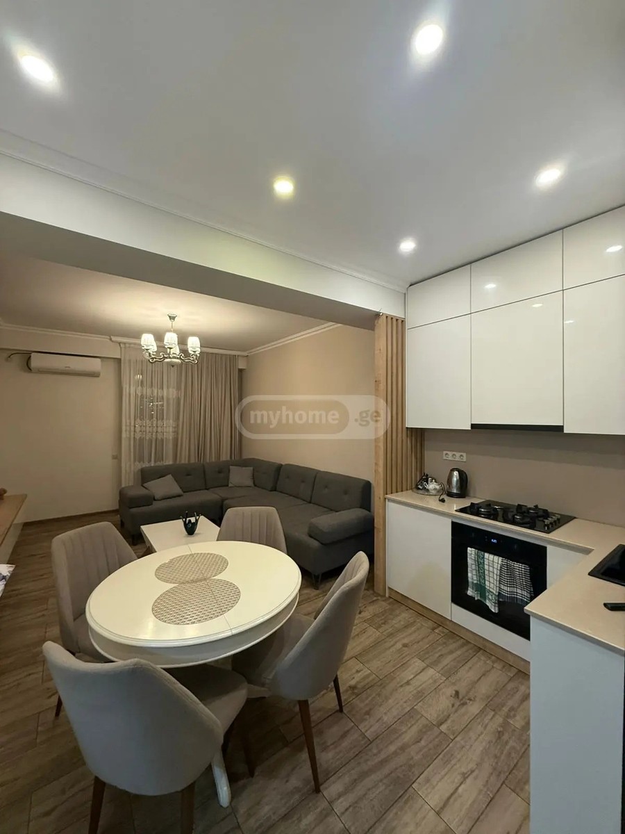 ნავთლუღის ქ. 10 - 2 rooms