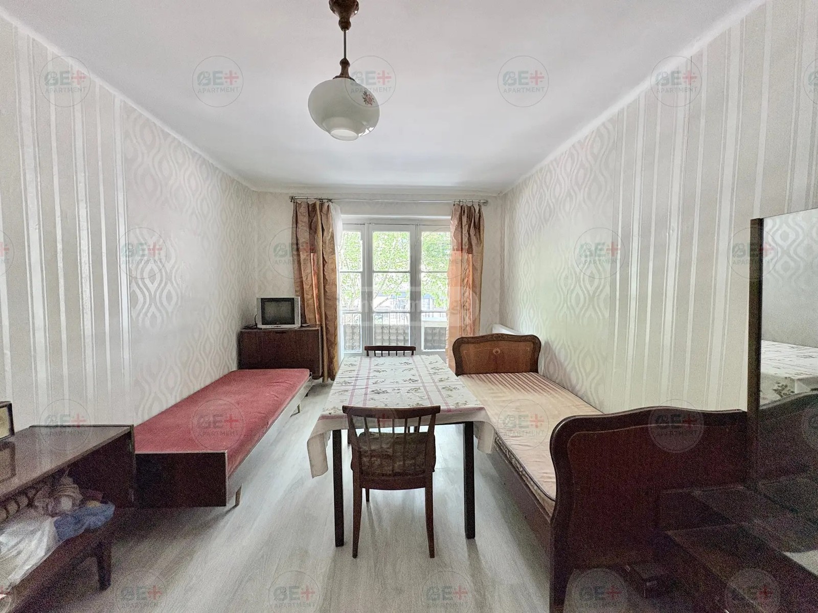 ქეთევან წამებულის გამზ. 61 - 1 rooms
