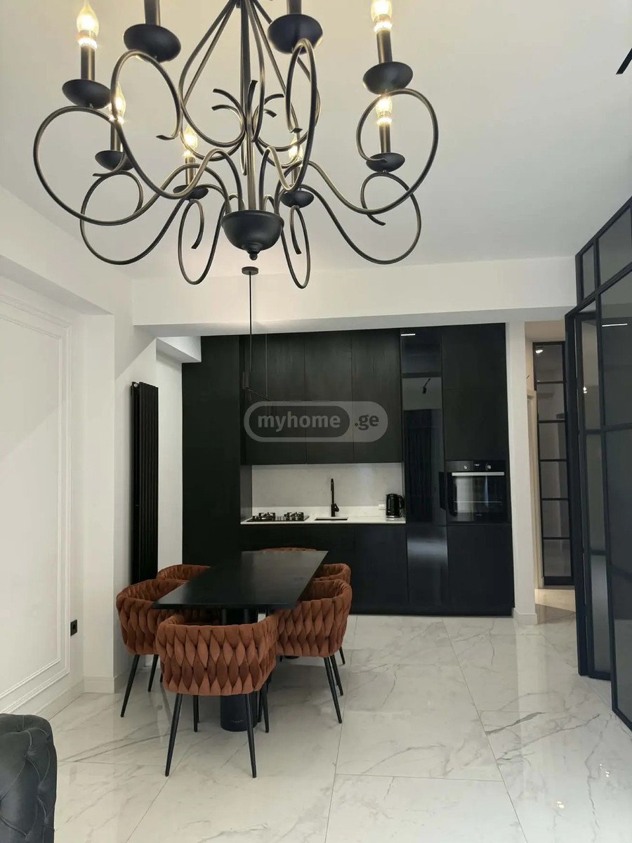 პოლიტკოვსკაია ა. ქ. (ჯიქია) 34 - 3 rooms