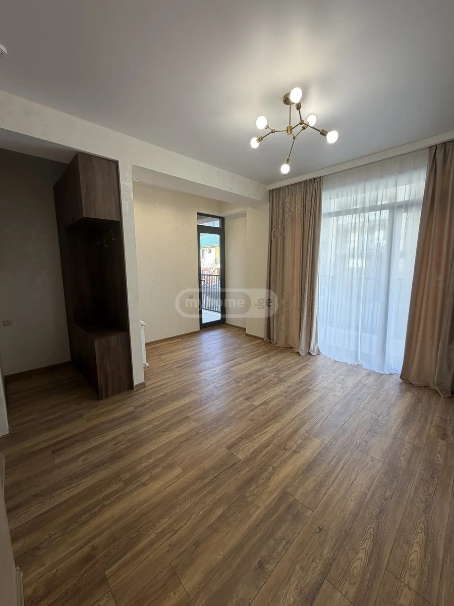 სტივენი კ. I ჩიხ. 43 - 3 rooms