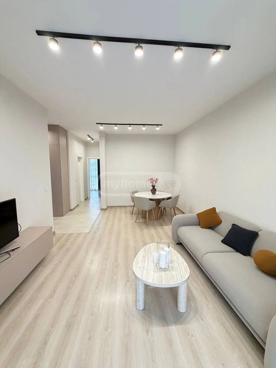 ბობ უოლშის ქუჩა  - 3 rooms