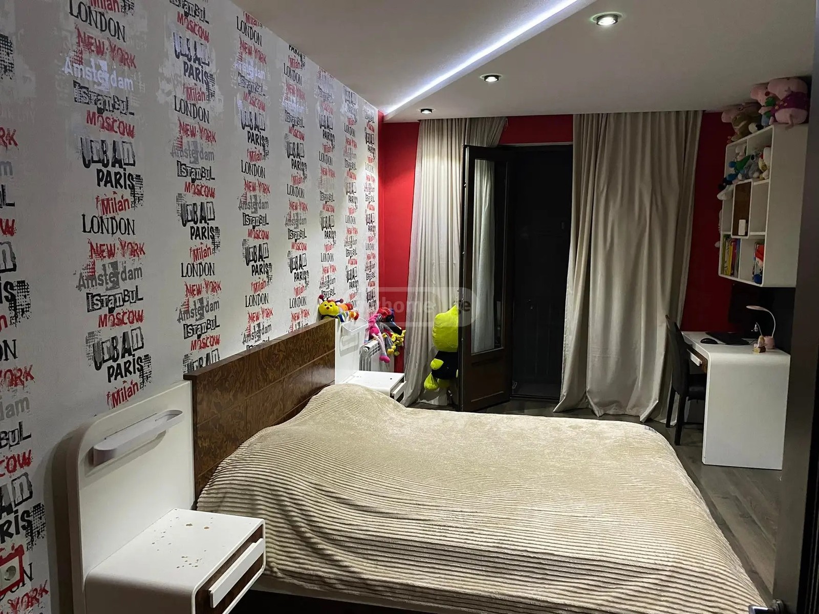 გვაზაურის ქ.  - 3 rooms