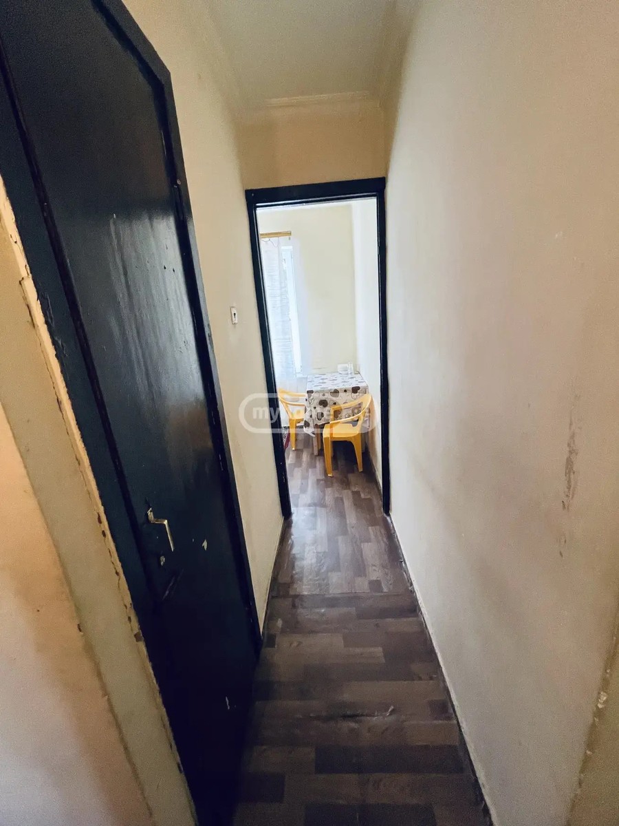 ახალგაზრდობის გამზ. 96 - 1 rooms