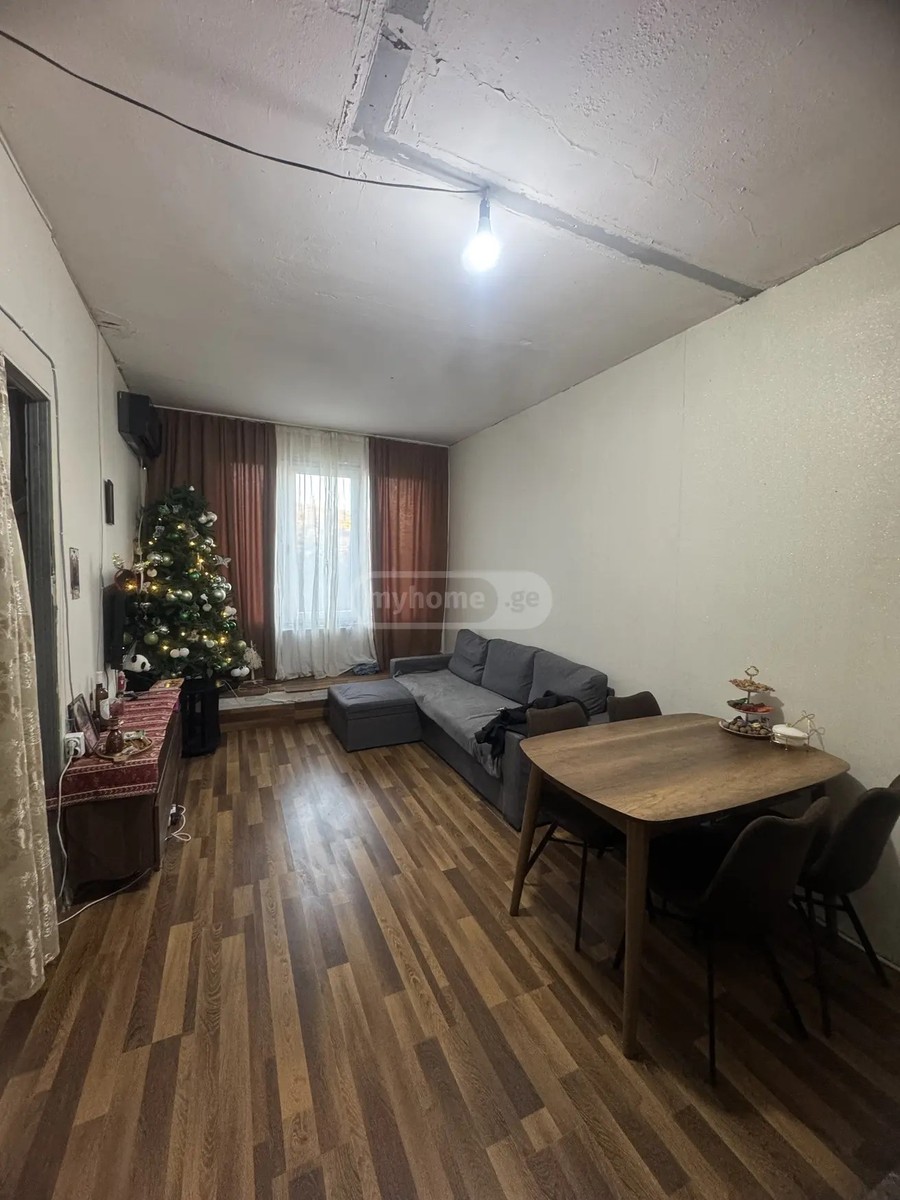 პოლიტკოვსკაია ა. ქ. (ჯიქია) 48 - 2 rooms