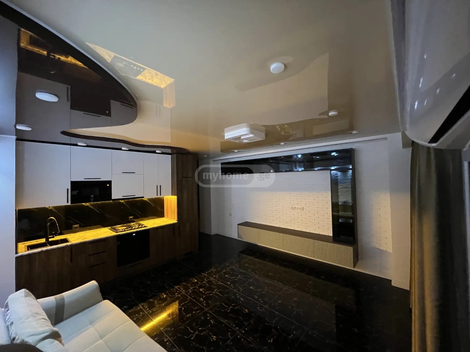 ანგისის ქ. 5 - 2 rooms