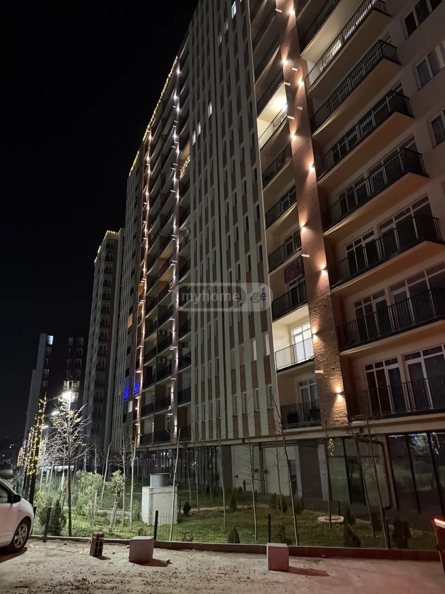 დემეტრე თავდადებულის ქუჩა 40 - 3 rooms