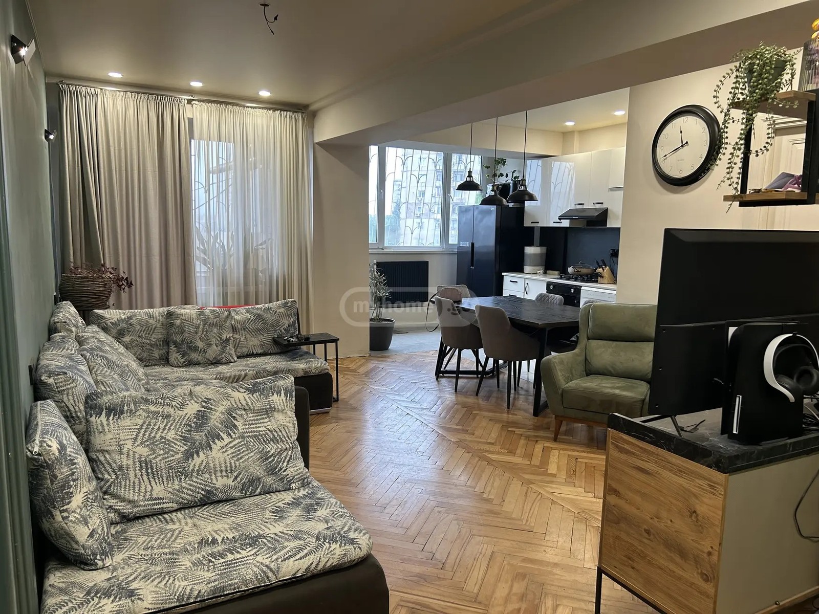 ყიფშიძე ნ. ქ. 10 - 4 rooms