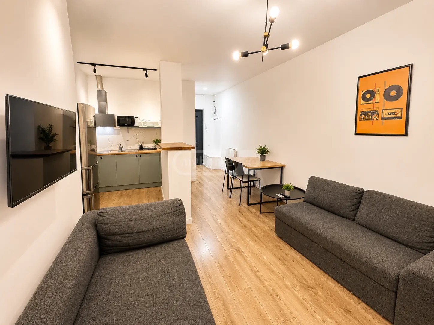 უნივერსიტეტის ქ.  - 2 rooms