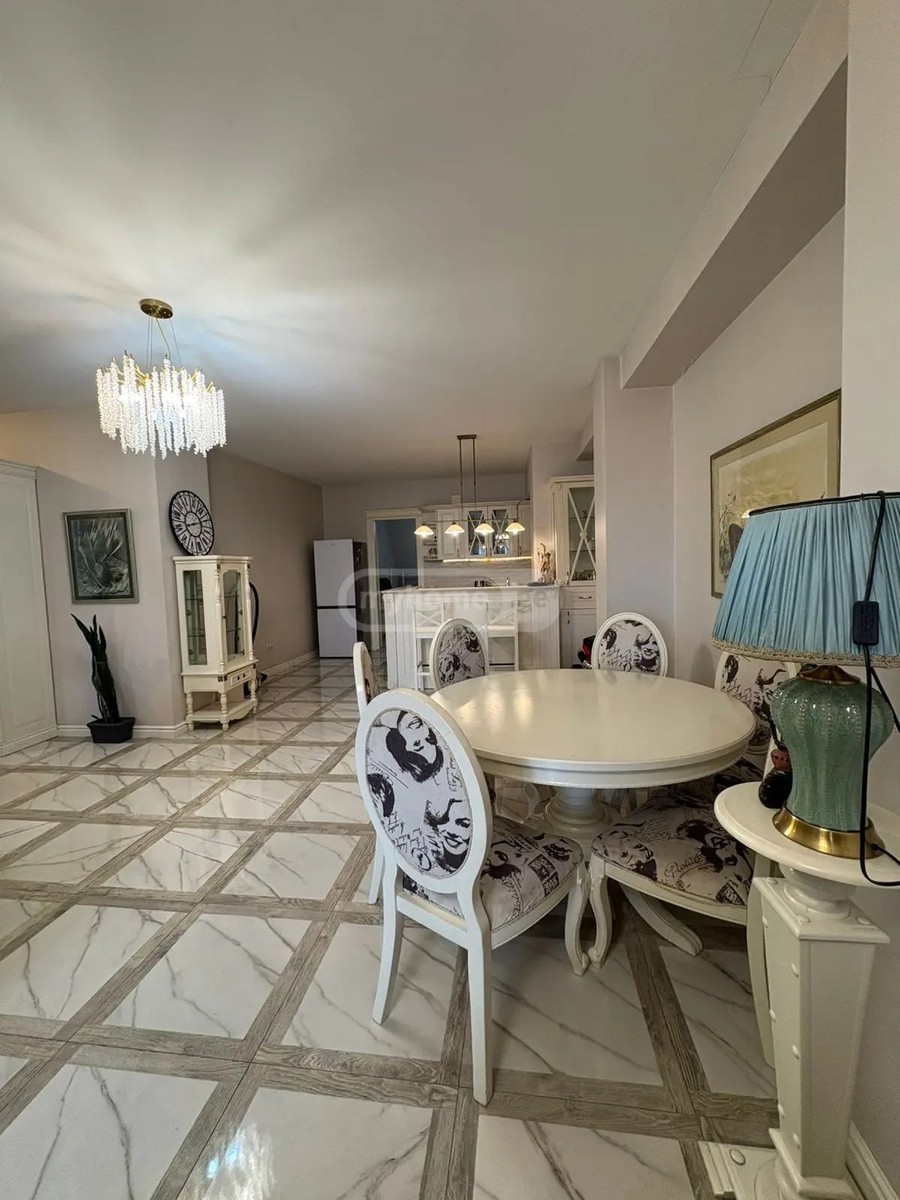 ფარნავაზ მეფის ქ. 53 - 3 rooms