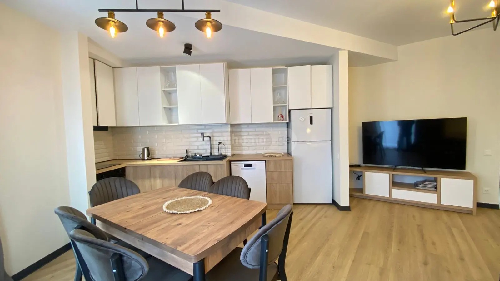 მირცხულავას ქ.  - 3 rooms