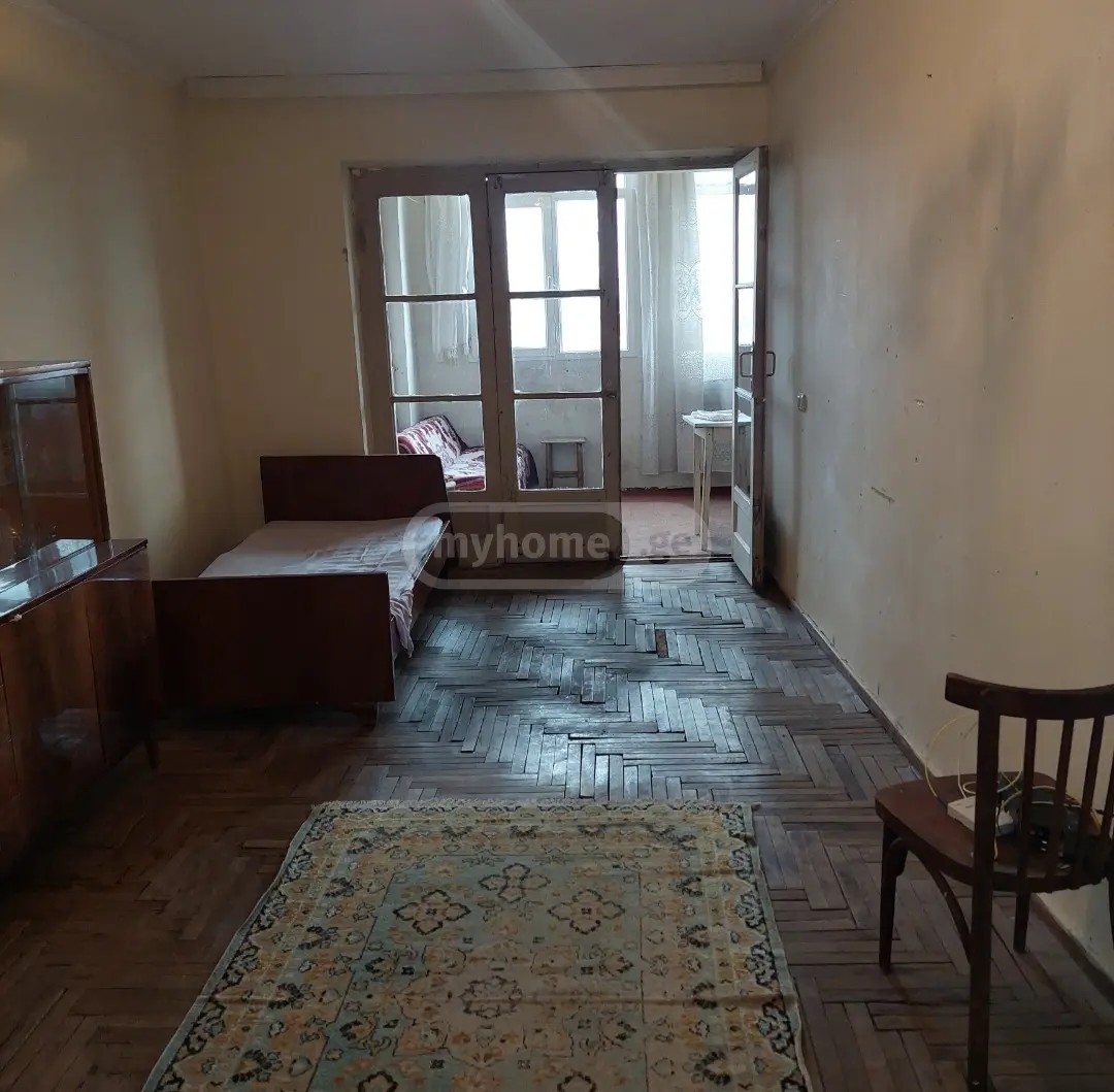 აღმაშენებლის გამზ. 127 - 2 rooms