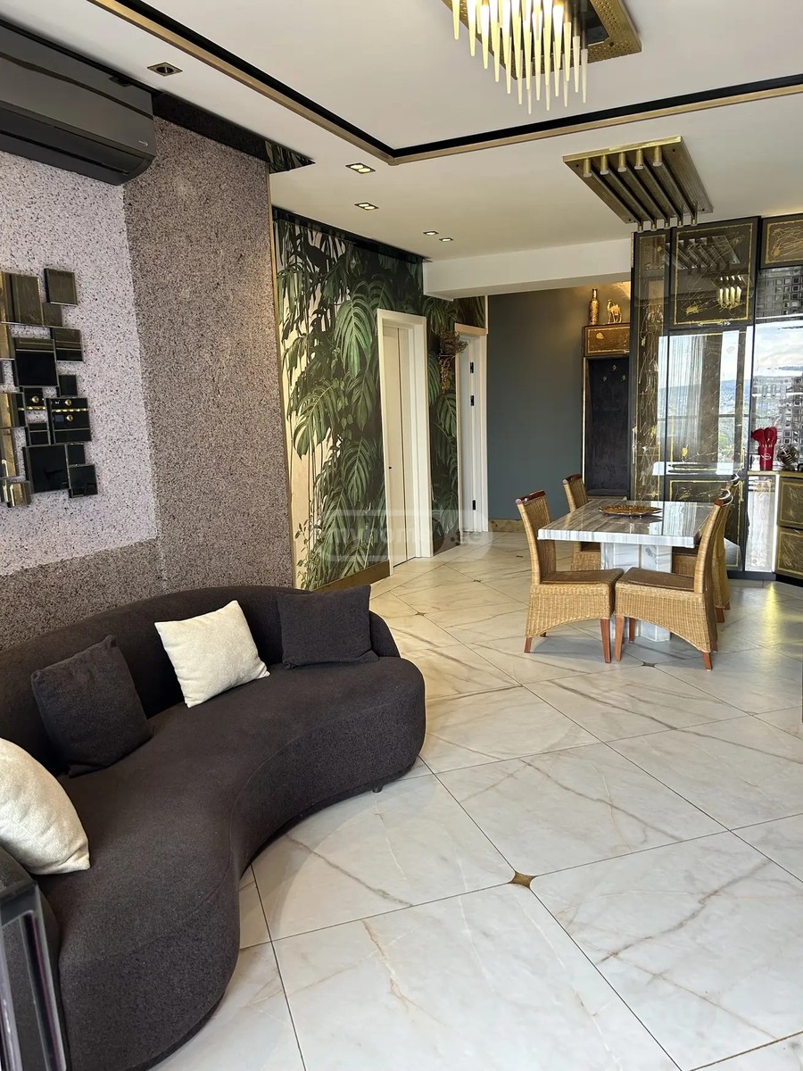 უნივერსიტეტის ქ. 27 - 3 rooms