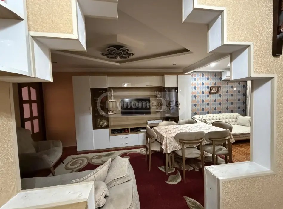 ბუხაიძის ქ.  - 3 rooms