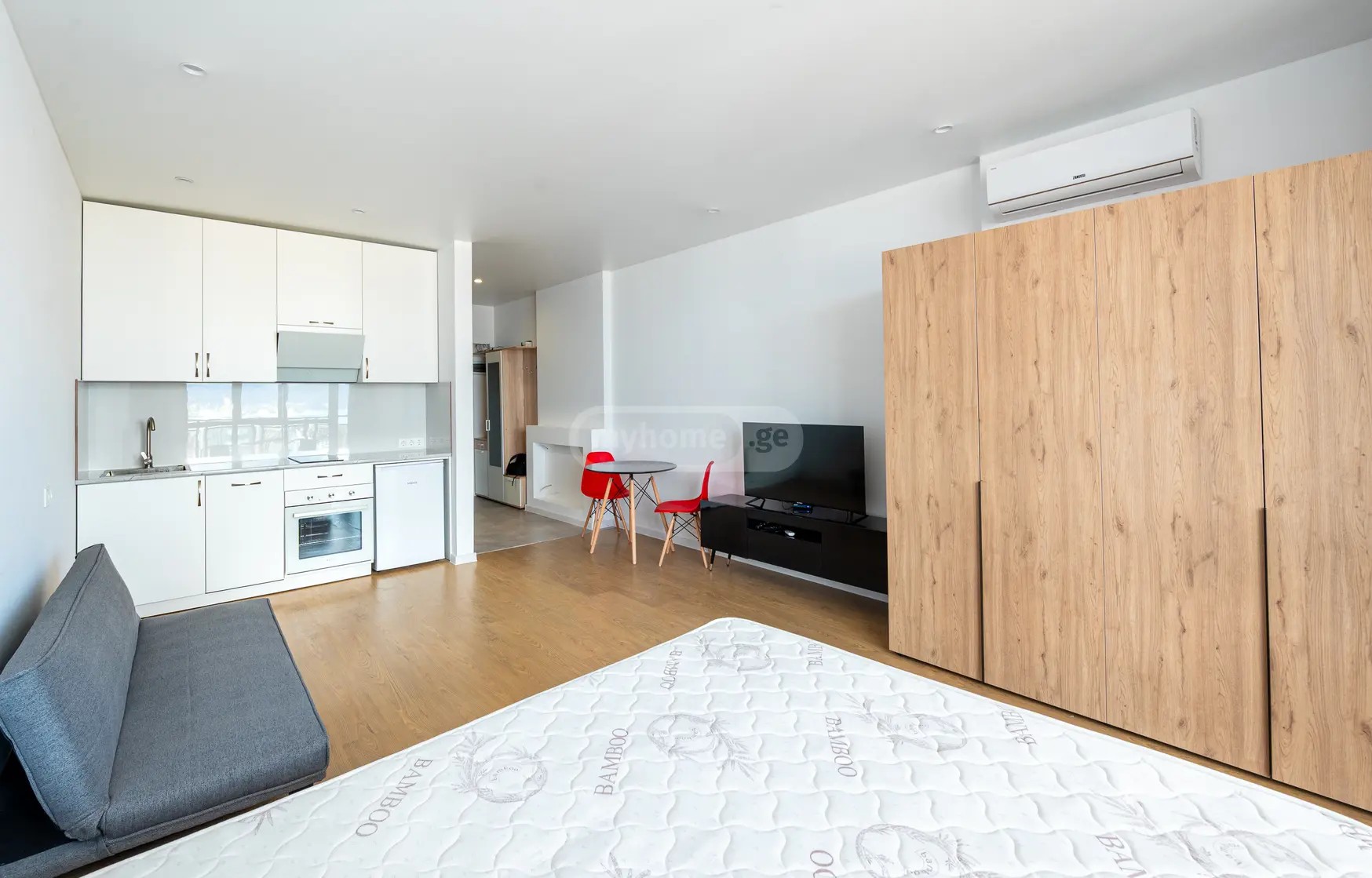 პუშკინი ა. ქ. 79 - 1 rooms