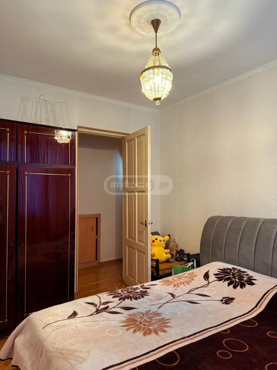 გვეტაძის ქ. 10 - 4 rooms