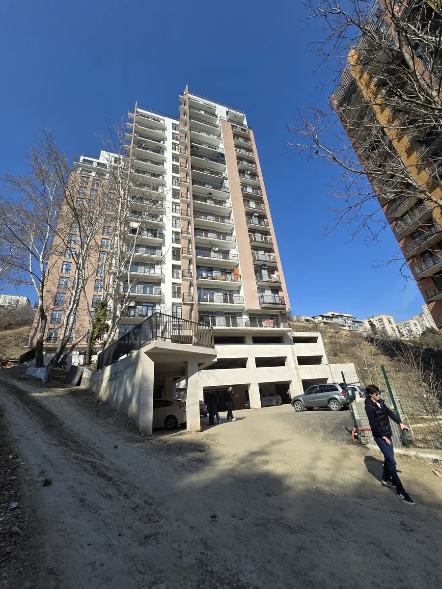 ჟღენტი ბ. ქ. 1 - 3 rooms