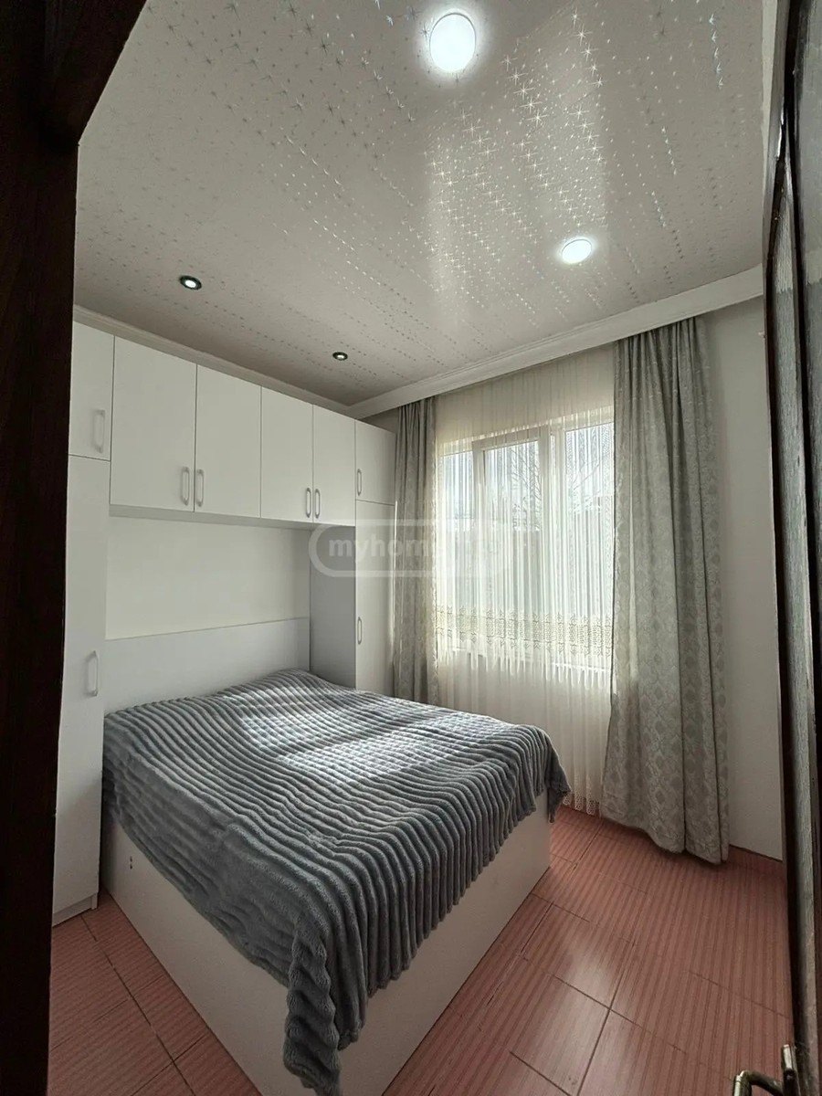 ქეთევან წამებულის ქ. 83 - 3 rooms