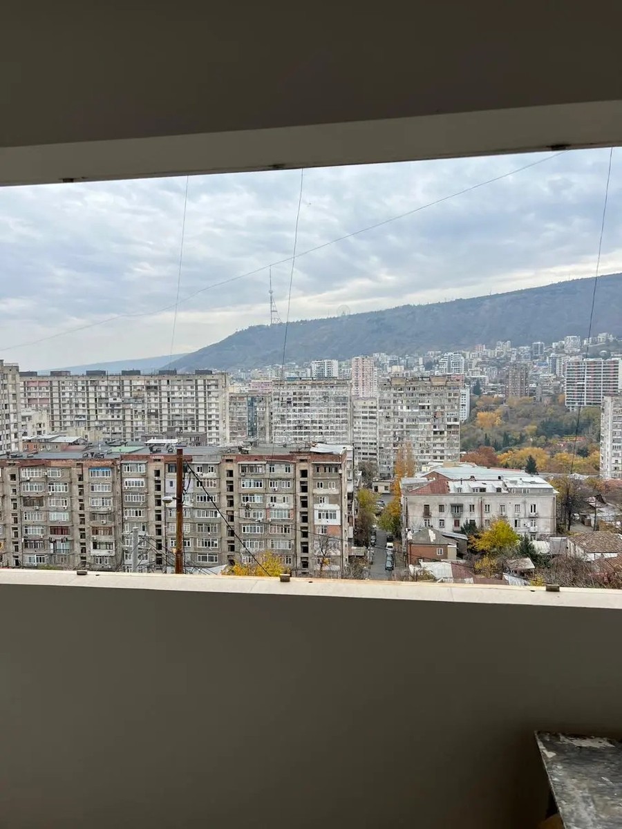 ფანასკერტელ-ციციშვილის ქ.  - 5 rooms