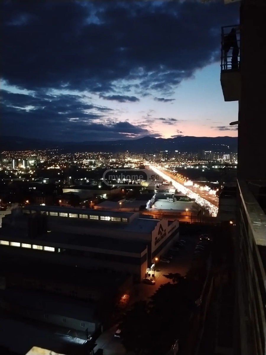 გურამიშვილის გამზ. 76 - 4 rooms