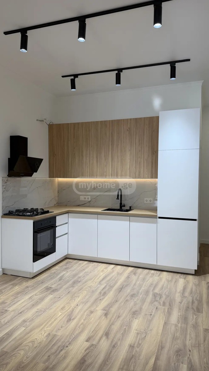 ჭავჭავაძე ი. გამზირი 50 - 4 rooms