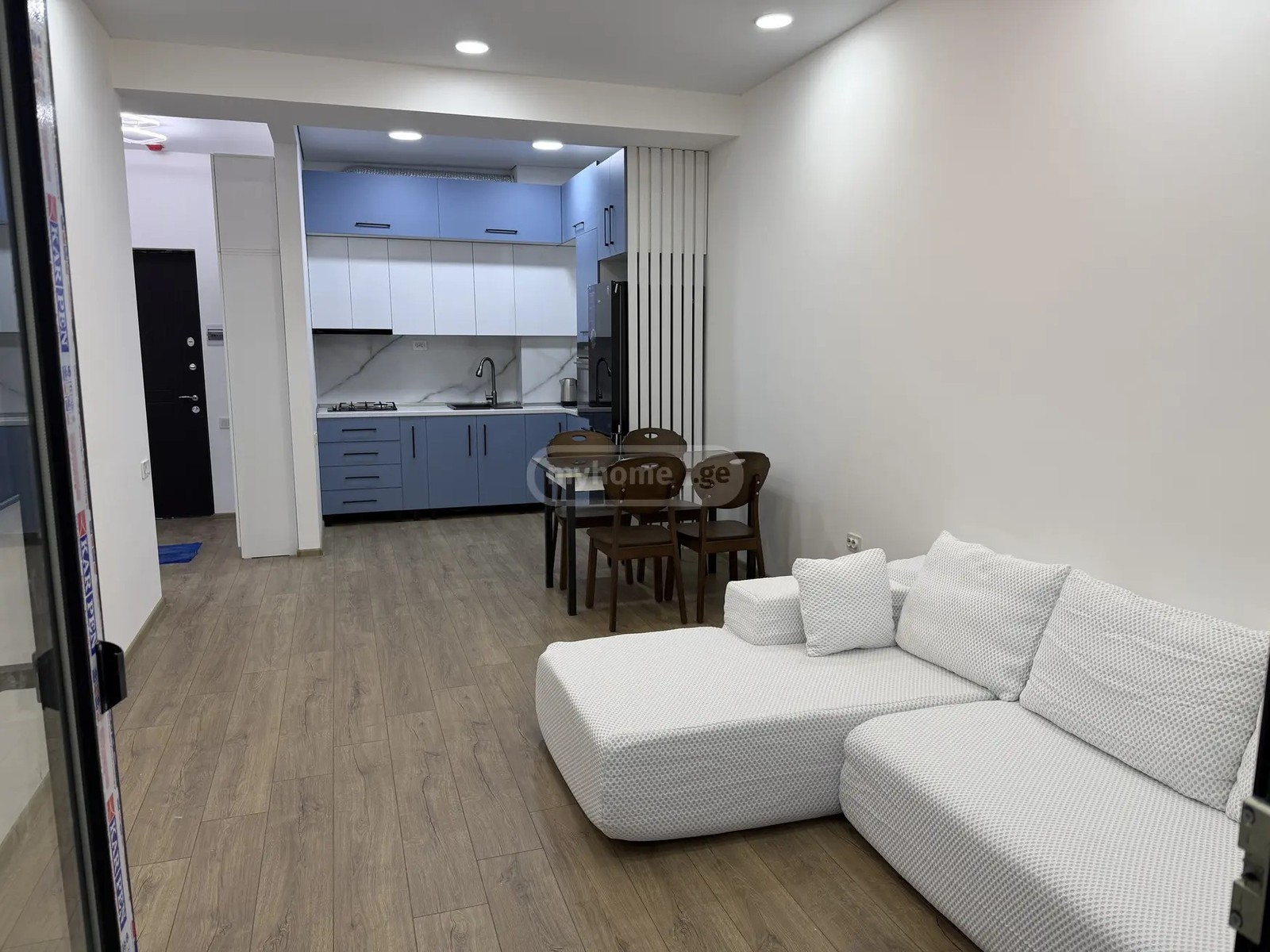 ნოზაძე მ. ქუჩა 12 - 2 rooms