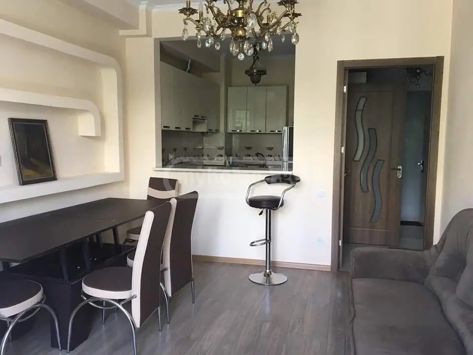 გაზაფხულის ქ. 23 - 2 rooms