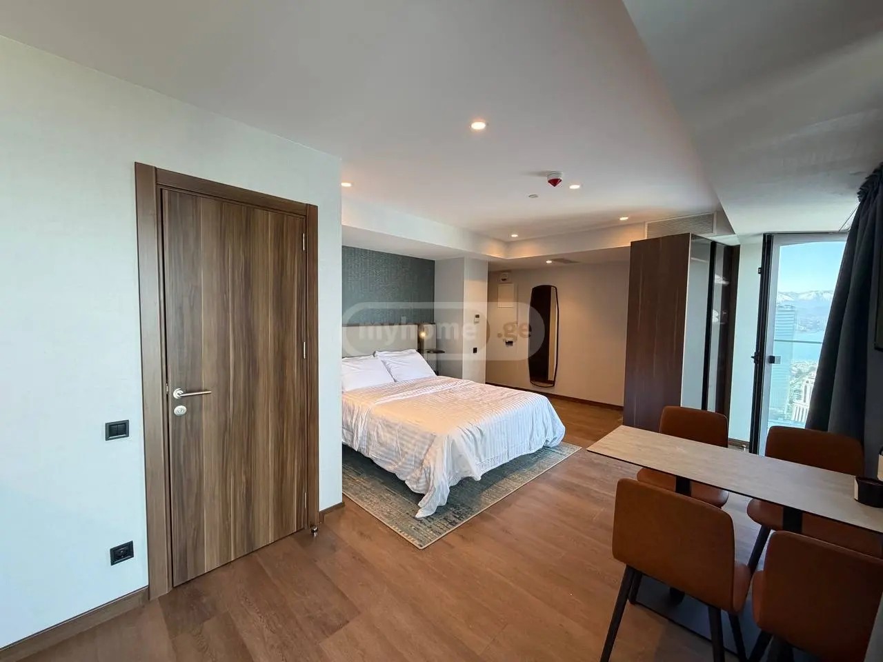 რუსთაველის ქ. 42 - 1 rooms