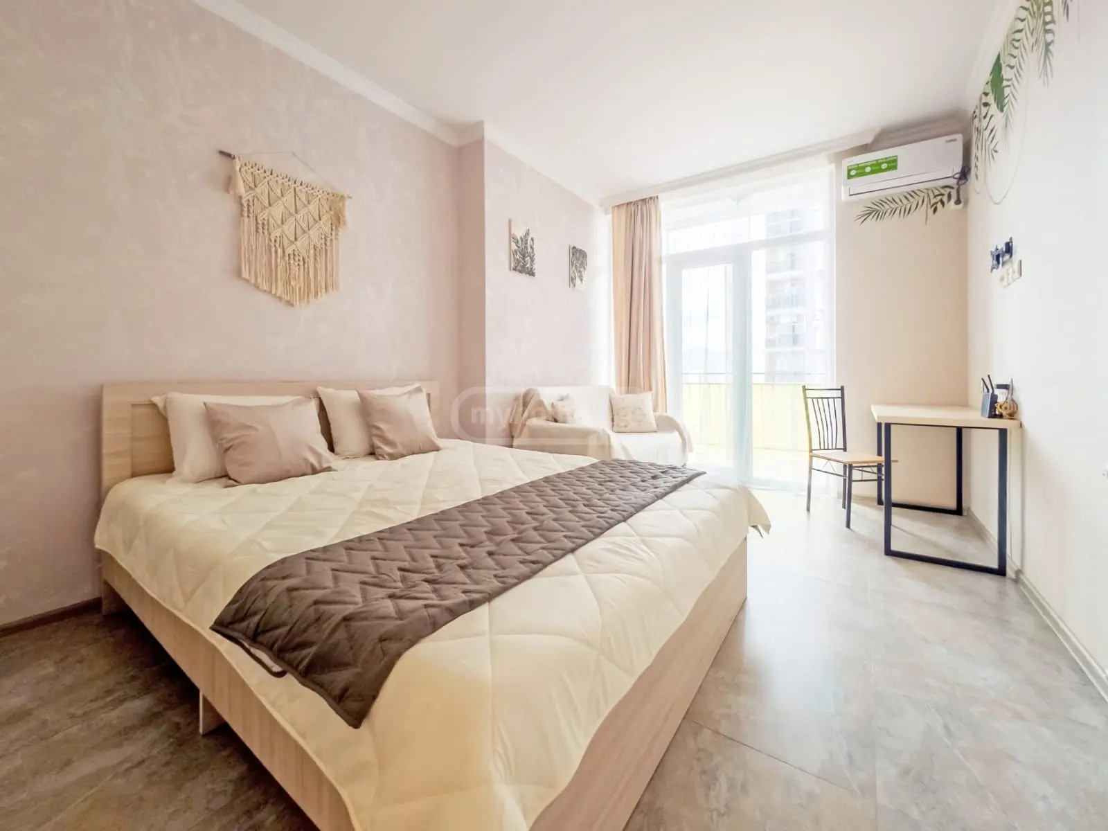 აბუსერიძე ტ. ქ. 51 - 2 rooms