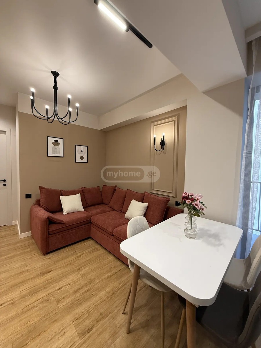 გიორგი ბრწყინვალეს ქ. 50 - 3 rooms