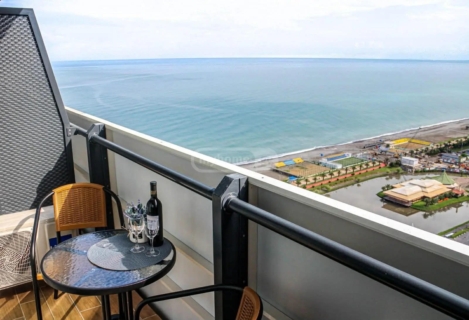 ხიმშიაშვილი შ. ქ. 7ბ - 1 rooms