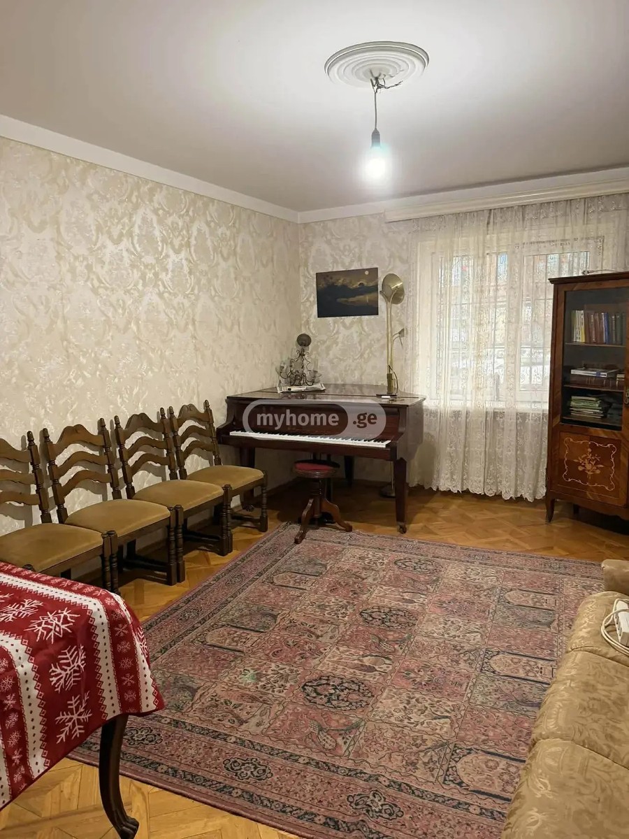 რუსთაველის შეს.  - 3 rooms