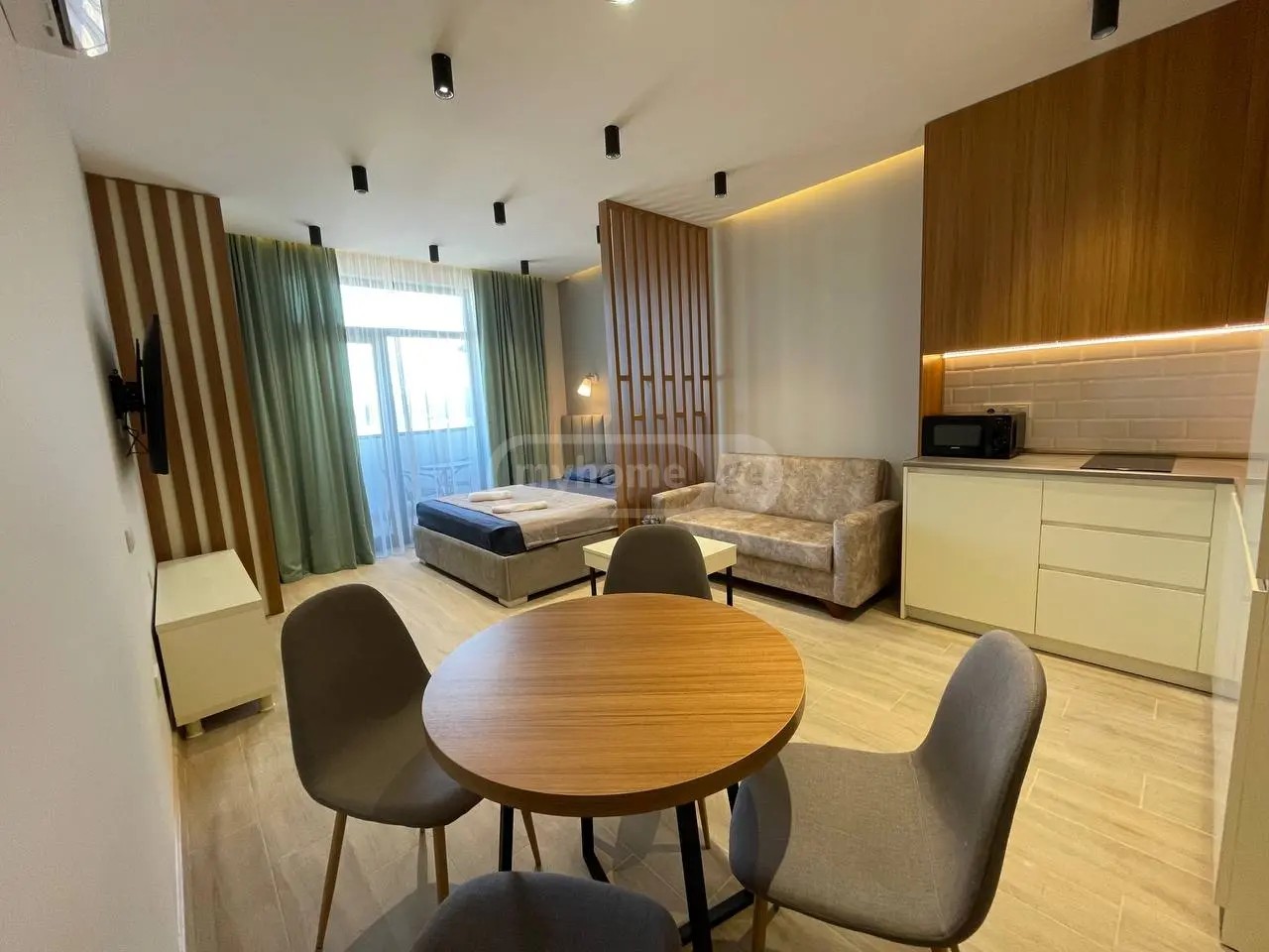 ფიროსმანის ქ.  - 1 rooms