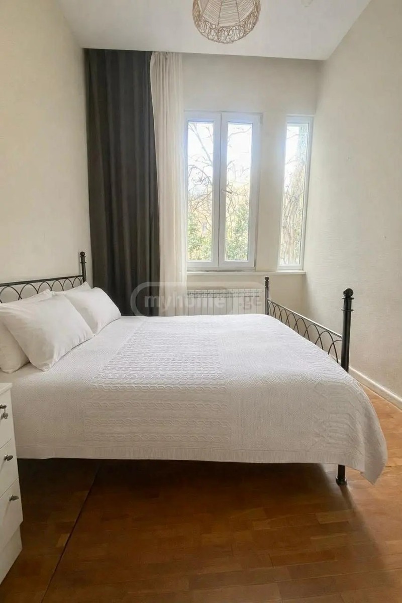 ტაბიძე გ. ქ.  - 3 rooms