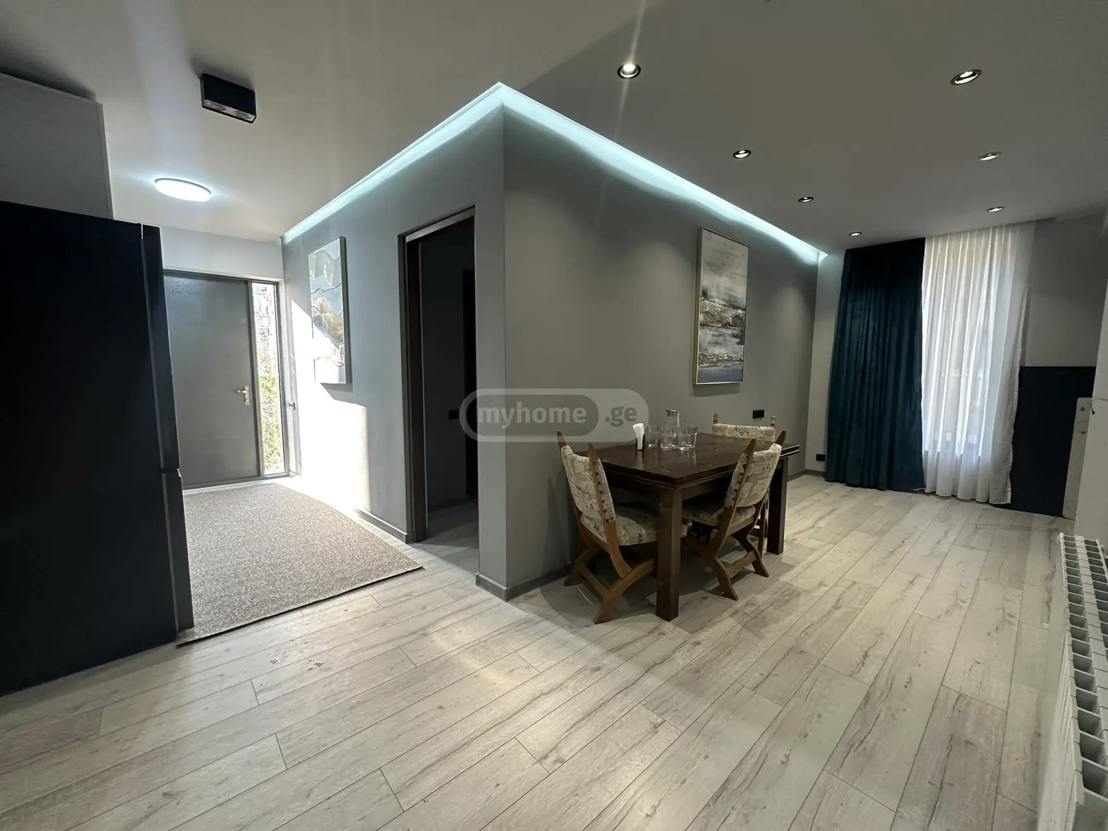 თამარ მეფის ქ. 24 - 4 rooms